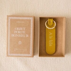 Sezane keychain new cumin glacé a la folie